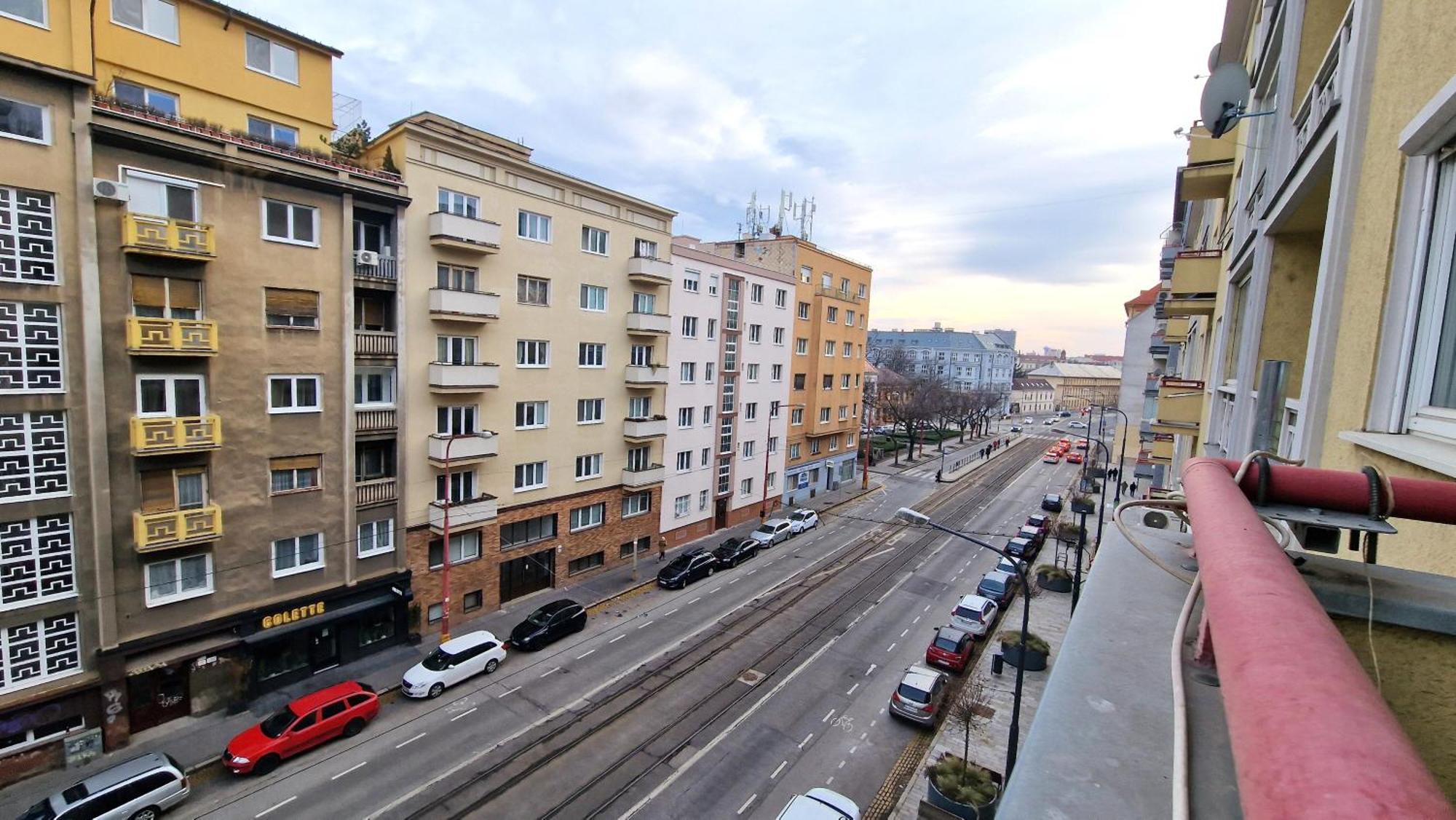 3 Room City Center Apartment By Bratislavatrip Экстерьер фото
